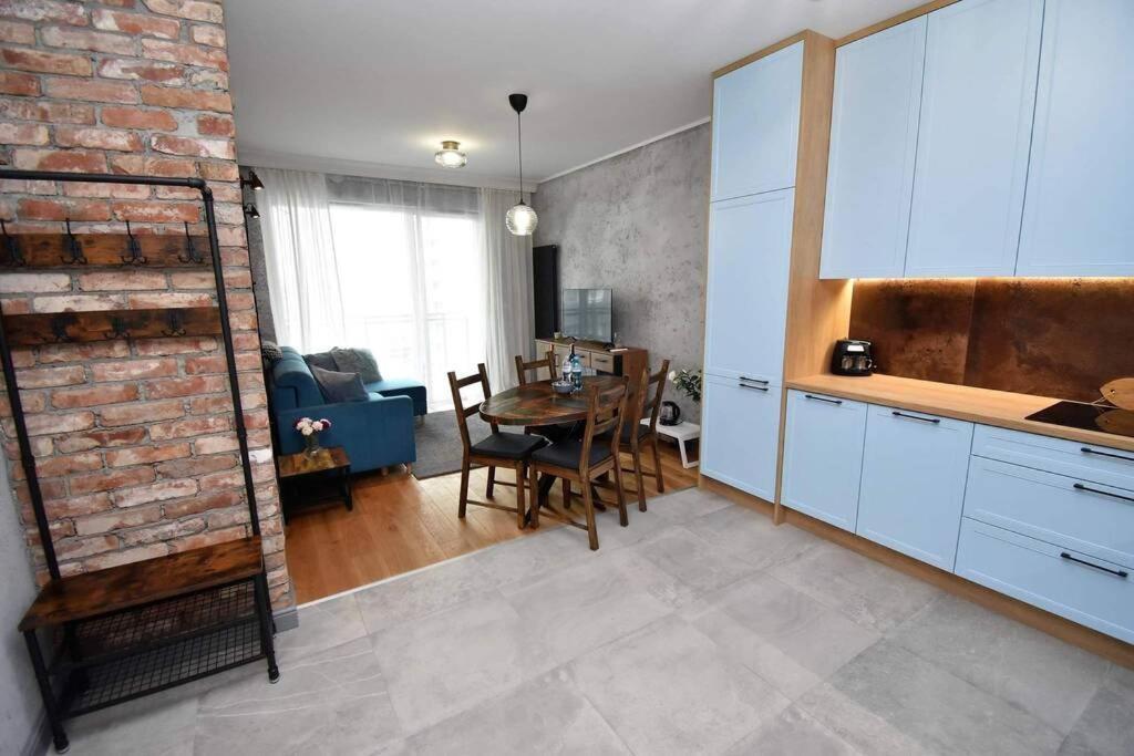 Apartament Blue Bastion Walowa 23C Z Klimatyzacja I Miejscem Parkingowym W Podziemnym Parkingu Gdańsk Exteriör bild
