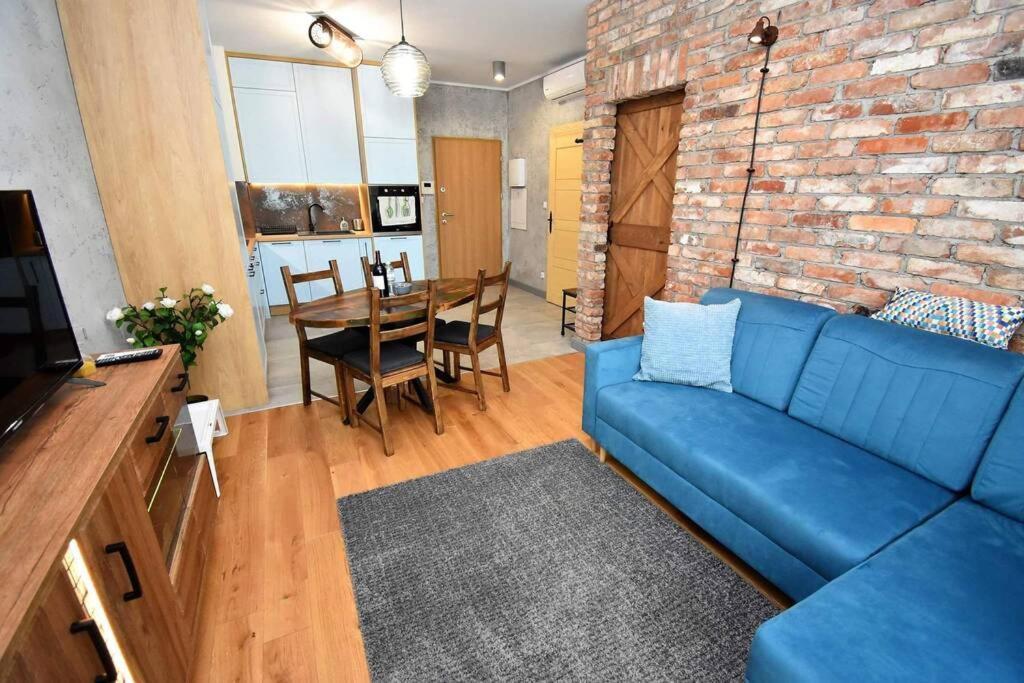 Apartament Blue Bastion Walowa 23C Z Klimatyzacja I Miejscem Parkingowym W Podziemnym Parkingu Gdańsk Exteriör bild